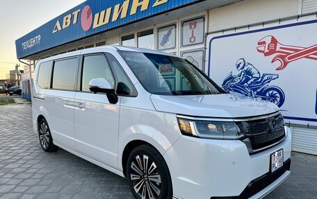 Honda Stepwgn, 2024 год, 3 789 000 рублей, 32 фотография