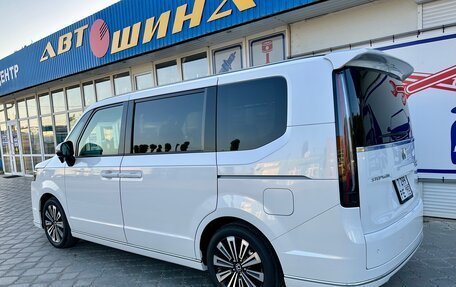 Honda Stepwgn, 2024 год, 3 789 000 рублей, 27 фотография