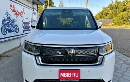 Honda Stepwgn, 2024 год, 3 789 000 рублей, 25 фотография