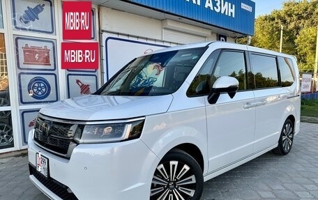 Honda Stepwgn, 2024 год, 3 789 000 рублей, 29 фотография