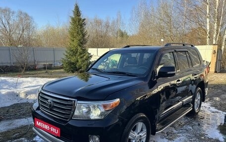 Toyota Land Cruiser 200, 2015 год, 4 799 999 рублей, 6 фотография