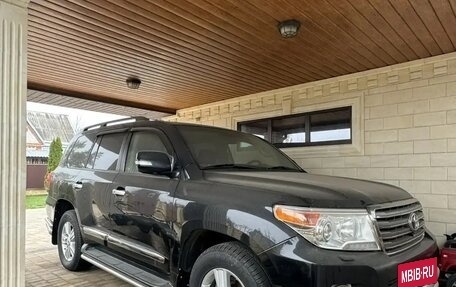 Toyota Land Cruiser 200, 2015 год, 4 799 999 рублей, 14 фотография