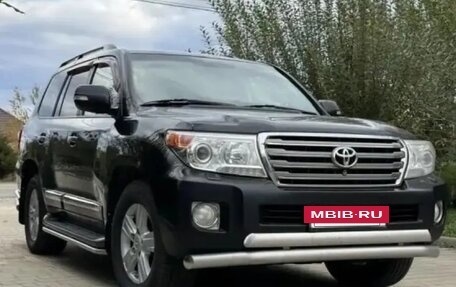 Toyota Land Cruiser 200, 2015 год, 4 799 999 рублей, 18 фотография