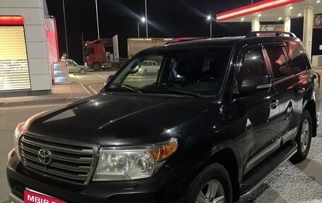 Toyota Land Cruiser 200, 2015 год, 4 799 999 рублей, 20 фотография