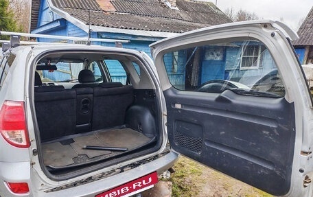 Toyota RAV4, 2006 год, 850 000 рублей, 8 фотография