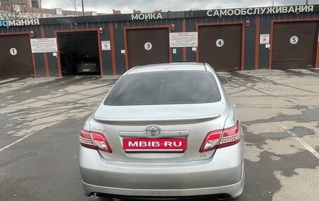 Toyota Camry, 2011 год, 1 130 000 рублей, 3 фотография