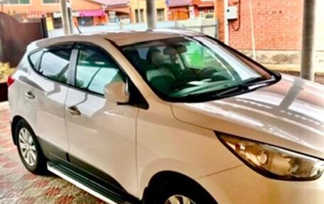 Hyundai ix35 I рестайлинг, 2013 год, 1 365 000 рублей, 3 фотография