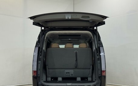 Hyundai Staria, 2024 год, 6 800 000 рублей, 6 фотография