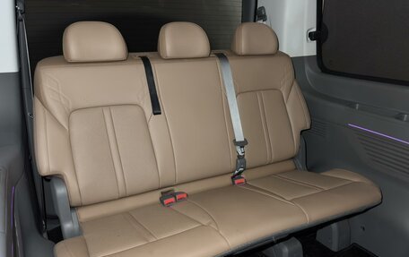 Hyundai Staria, 2024 год, 6 800 000 рублей, 16 фотография