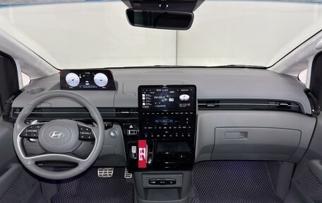 Hyundai Staria, 2024 год, 6 800 000 рублей, 21 фотография