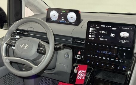 Hyundai Staria, 2024 год, 6 800 000 рублей, 22 фотография