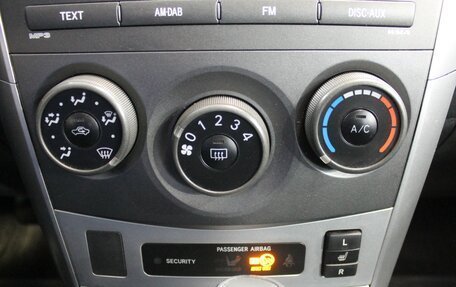 Toyota Corolla, 2011 год, 970 000 рублей, 20 фотография