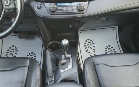 Toyota RAV4, 2018 год, 2 310 000 рублей, 16 фотография