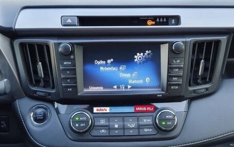 Toyota RAV4, 2018 год, 2 310 000 рублей, 26 фотография