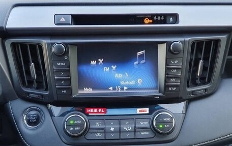 Toyota RAV4, 2018 год, 2 310 000 рублей, 23 фотография