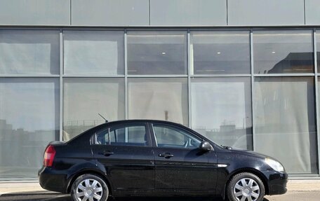 Hyundai Verna II, 2006 год, 329 000 рублей, 3 фотография