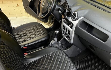 Renault Logan I, 2013 год, 700 000 рублей, 9 фотография