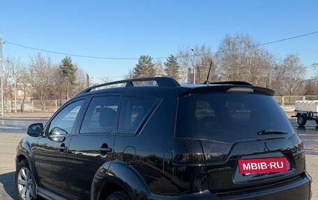 Mitsubishi Outlander III рестайлинг 3, 2011 год, 1 490 000 рублей, 3 фотография