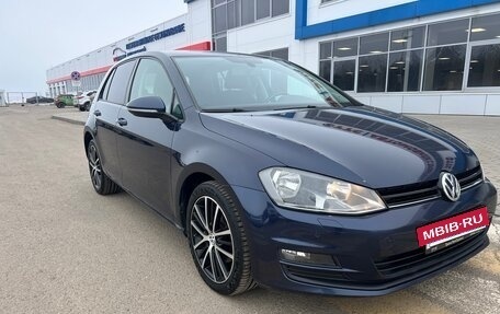 Volkswagen Golf VII, 2013 год, 900 000 рублей, 2 фотография
