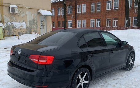 Volkswagen Jetta VI, 2014 год, 950 000 рублей, 2 фотография
