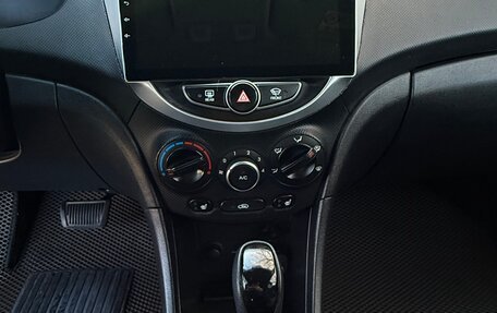 Hyundai Solaris II рестайлинг, 2016 год, 1 180 000 рублей, 11 фотография