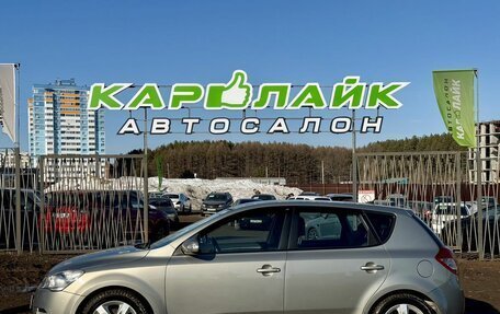 KIA cee'd I рестайлинг, 2010 год, 899 000 рублей, 3 фотография