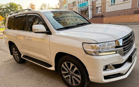 Toyota Land Cruiser 200, 2018 год, 5 700 000 рублей, 5 фотография