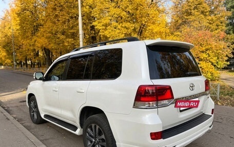 Toyota Land Cruiser 200, 2018 год, 5 700 000 рублей, 6 фотография