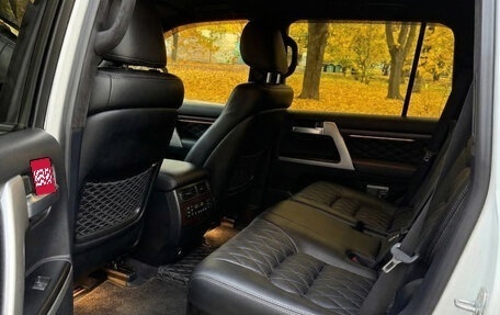 Toyota Land Cruiser 200, 2018 год, 5 700 000 рублей, 8 фотография