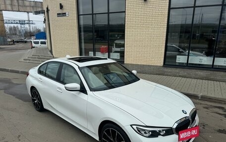 BMW 3 серия, 2019 год, 3 850 000 рублей, 12 фотография