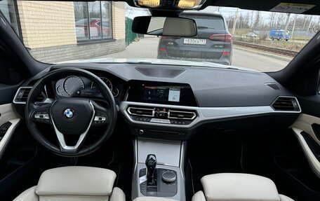 BMW 3 серия, 2019 год, 3 850 000 рублей, 30 фотография