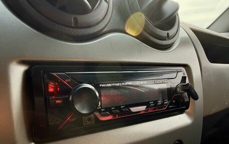 Renault Sandero I, 2013 год, 499 000 рублей, 16 фотография