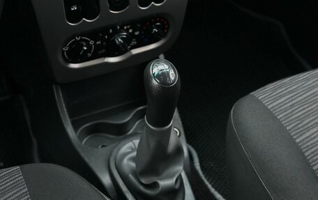 Renault Sandero I, 2013 год, 499 000 рублей, 18 фотография