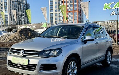 Volkswagen Touareg III, 2011 год, 1 349 000 рублей, 2 фотография