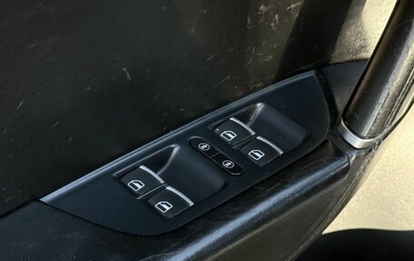 Volkswagen Touareg III, 2011 год, 1 349 000 рублей, 9 фотография