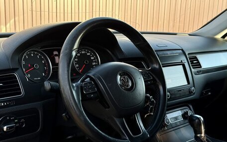 Volkswagen Touareg III, 2011 год, 1 349 000 рублей, 14 фотография