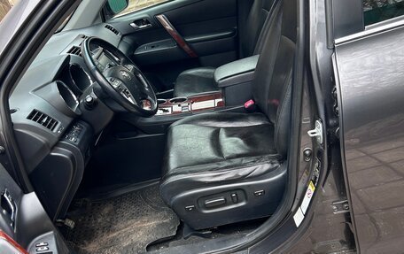 Toyota Highlander III, 2011 год, 1 745 000 рублей, 8 фотография