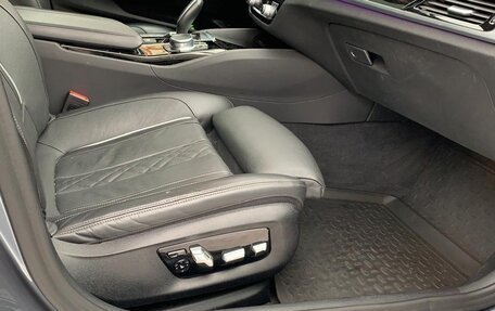 BMW 5 серия, 2020 год, 5 300 000 рублей, 13 фотография