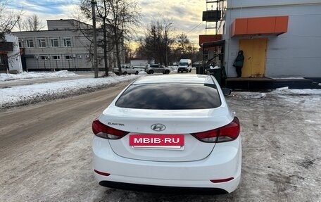 Hyundai Elantra V, 2014 год, 900 000 рублей, 5 фотография