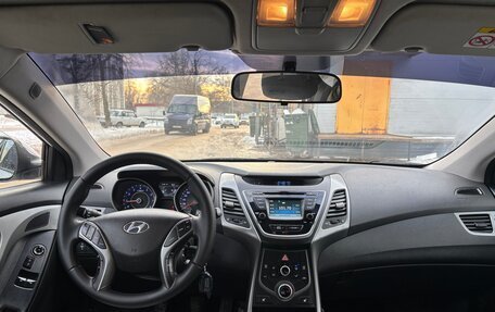 Hyundai Elantra V, 2014 год, 900 000 рублей, 7 фотография