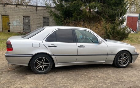 Mercedes-Benz C-Класс, 1997 год, 650 000 рублей, 5 фотография