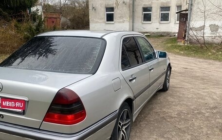 Mercedes-Benz C-Класс, 1997 год, 650 000 рублей, 6 фотография