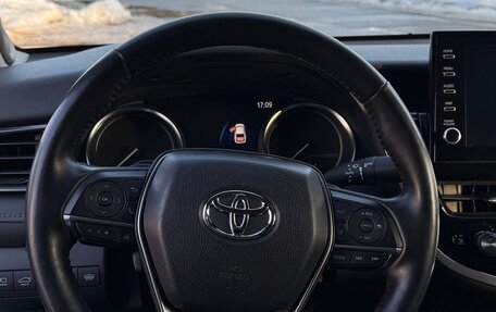 Toyota Camry, 2021 год, 3 700 000 рублей, 16 фотография