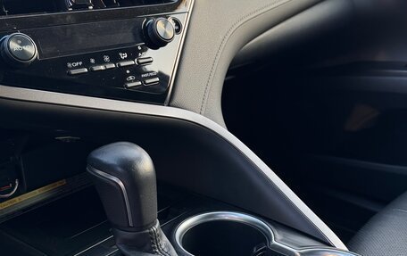 Toyota Camry, 2021 год, 3 700 000 рублей, 18 фотография