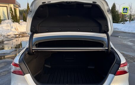 Toyota Camry, 2021 год, 3 700 000 рублей, 32 фотография