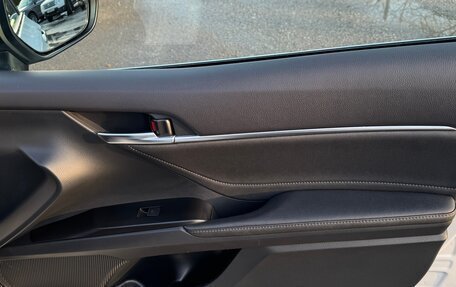 Toyota Camry, 2021 год, 3 700 000 рублей, 27 фотография