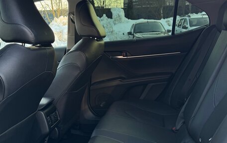 Toyota Camry, 2021 год, 3 700 000 рублей, 22 фотография