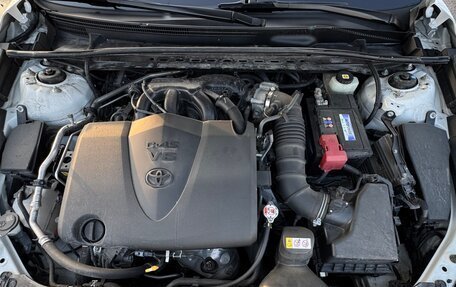 Toyota Camry, 2021 год, 3 700 000 рублей, 31 фотография