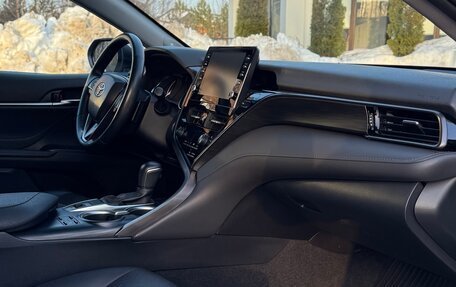 Toyota Camry, 2021 год, 3 700 000 рублей, 25 фотография