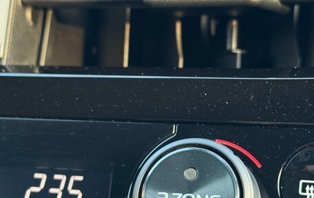 Toyota Camry, 2021 год, 3 700 000 рублей, 36 фотография